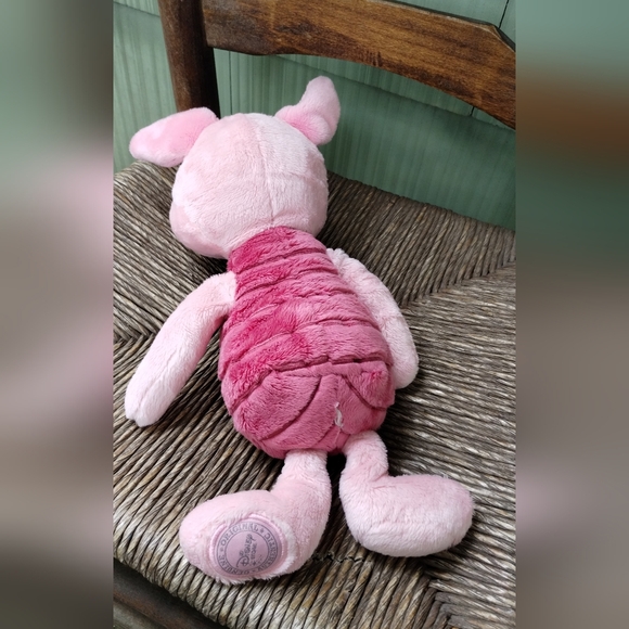 Disney Store Stamped 14" Piglet Winnie the Pooh and Friends Plush Soft Toy - Picture 4 of 11